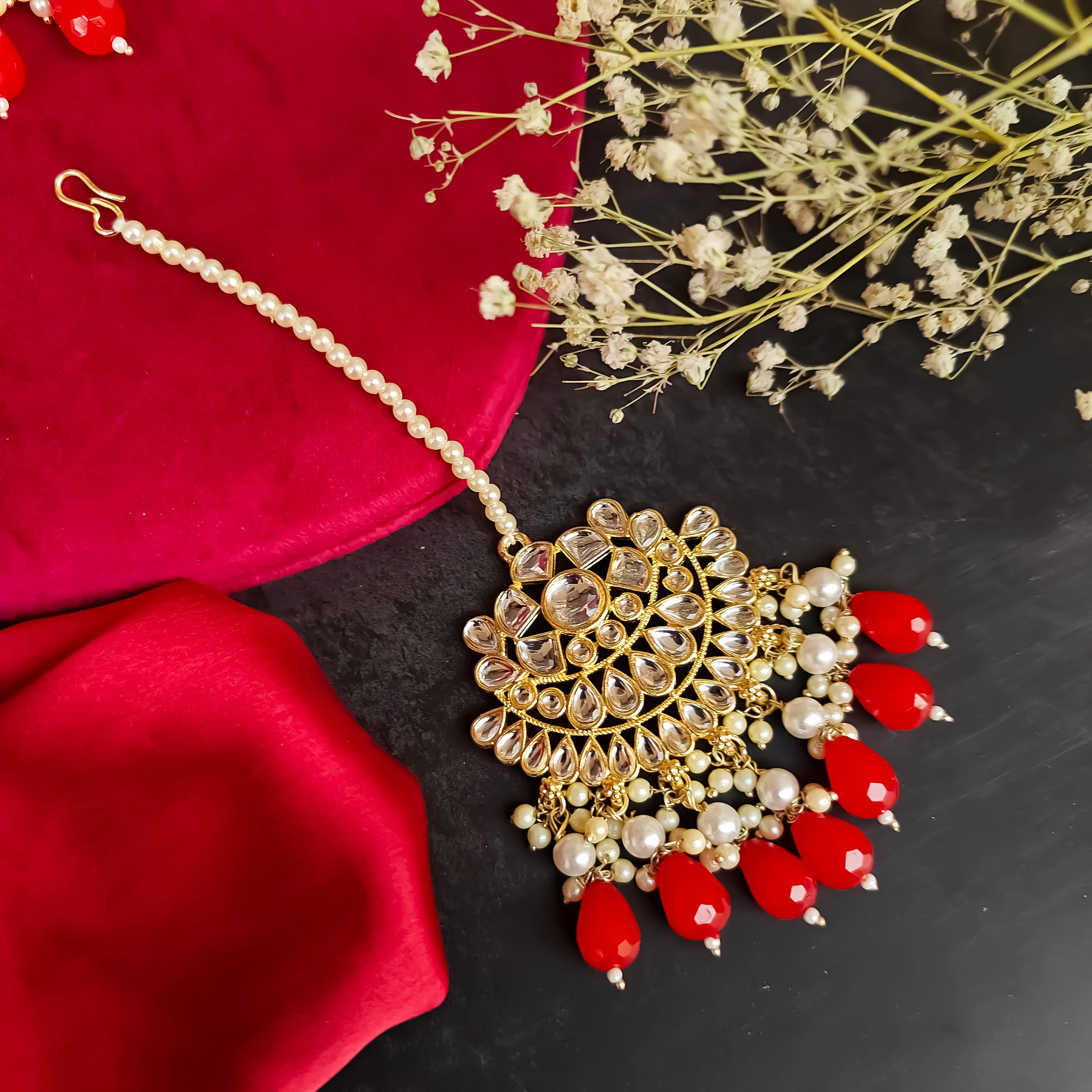 Amber Dabi Kundan Necklace Set - Red - Image 3