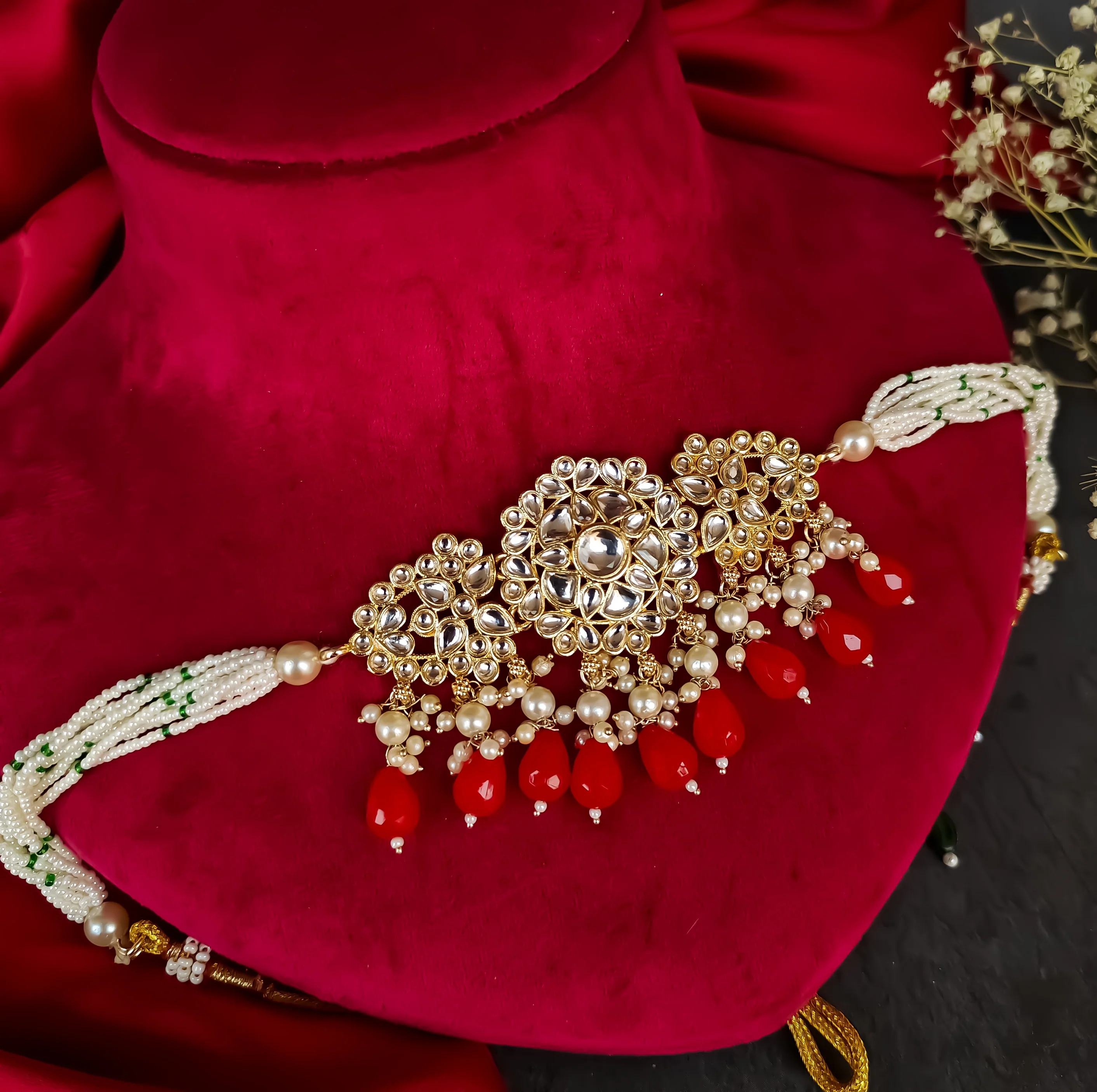 Amber Dabi Kundan Necklace Set - Red - Image 5