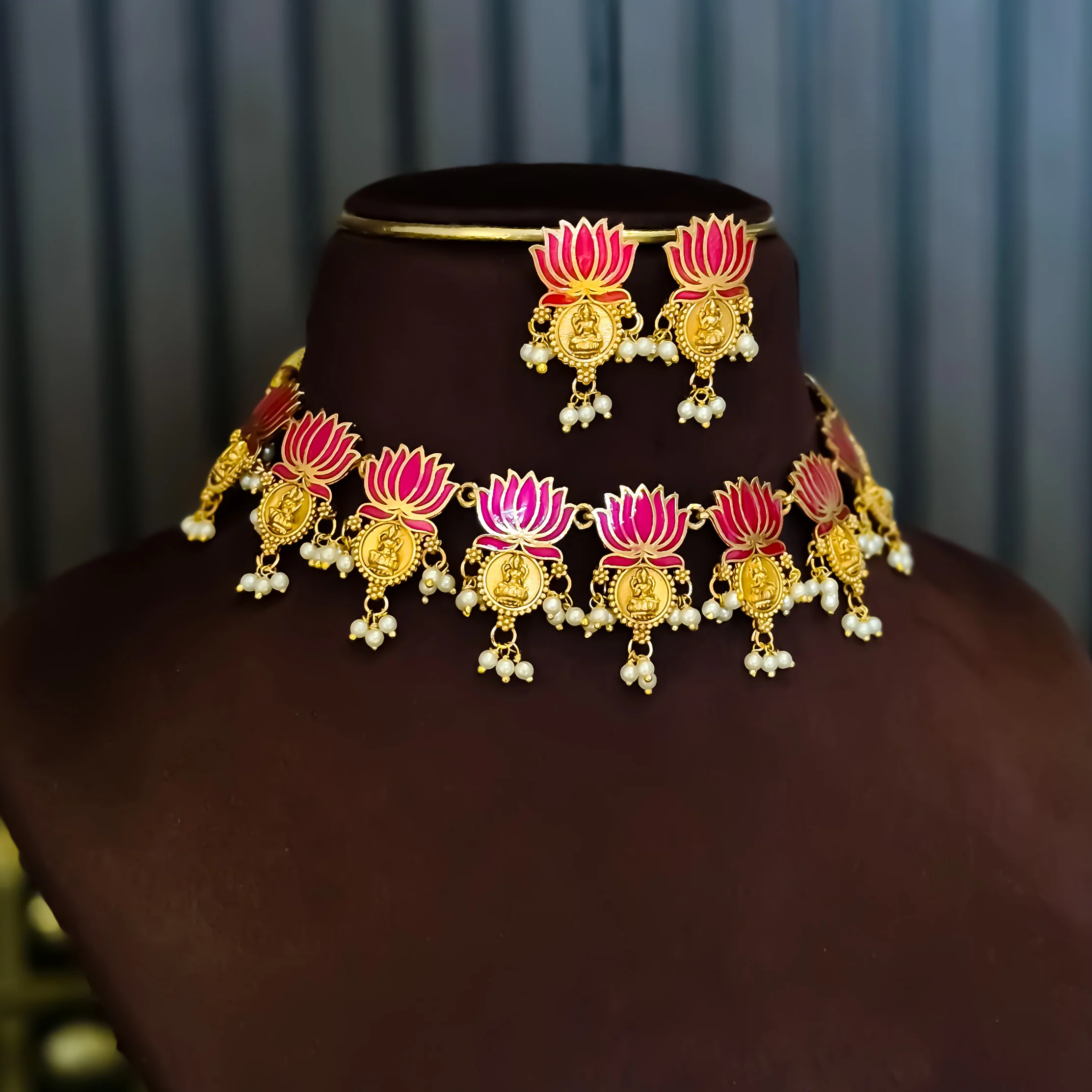 Ambuja Lotus Lakshmi Coin Temple Motif Necklace Set - Pink - Image 2