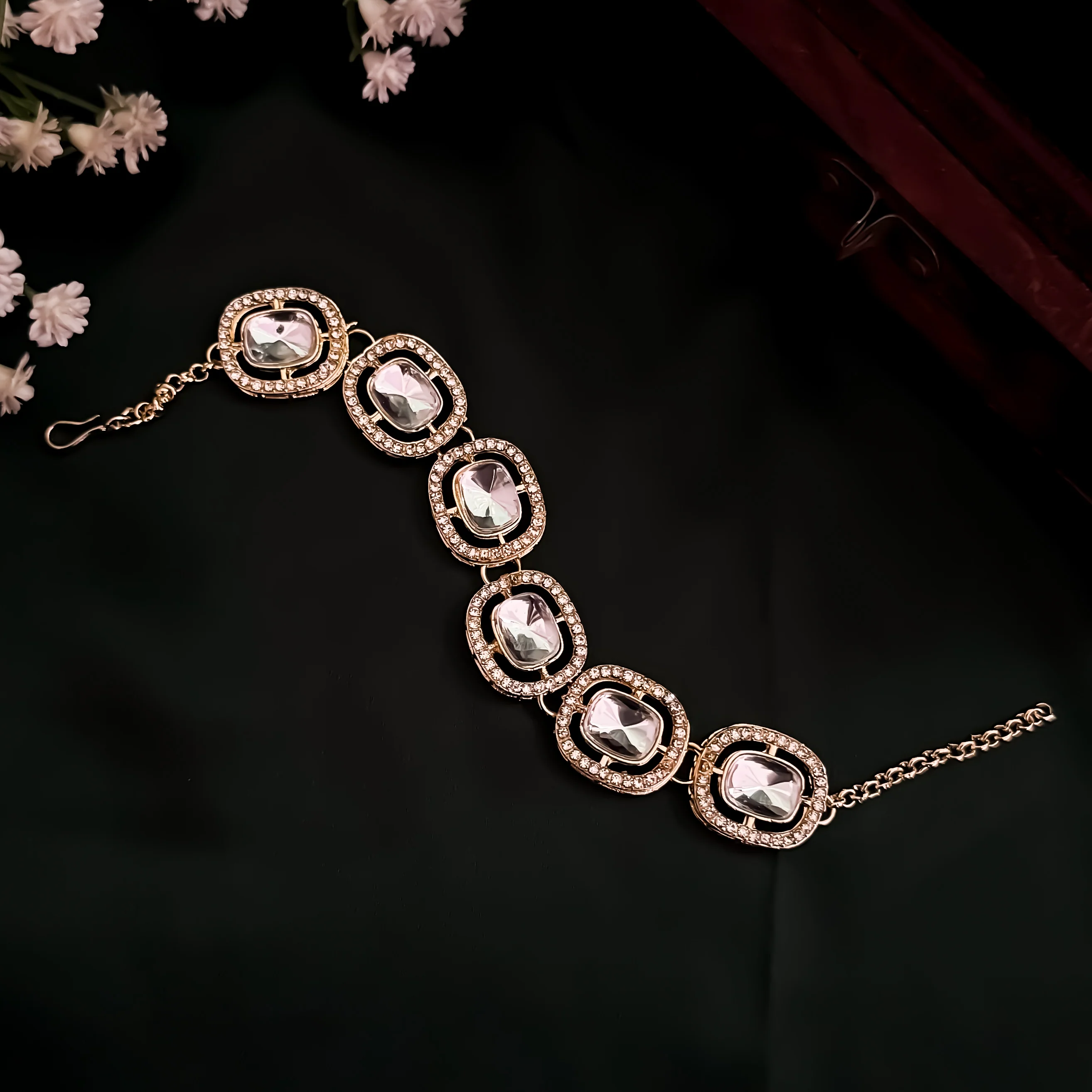 Zafira Polki Look Alike Adjustable Bracelet - Golden - Image 4