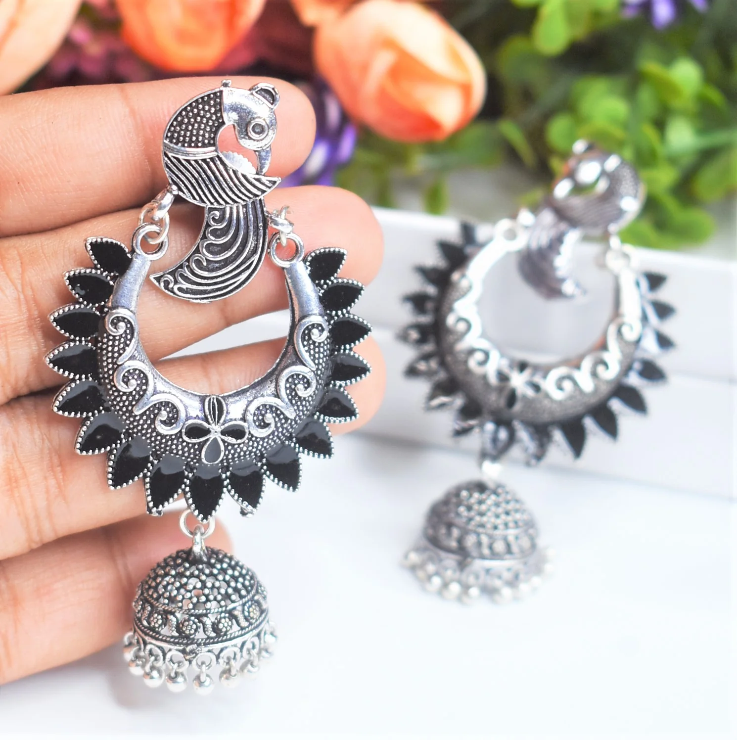 BLACK STONE STUDDED SILVER GS JHUMKA EARRING - Image 3