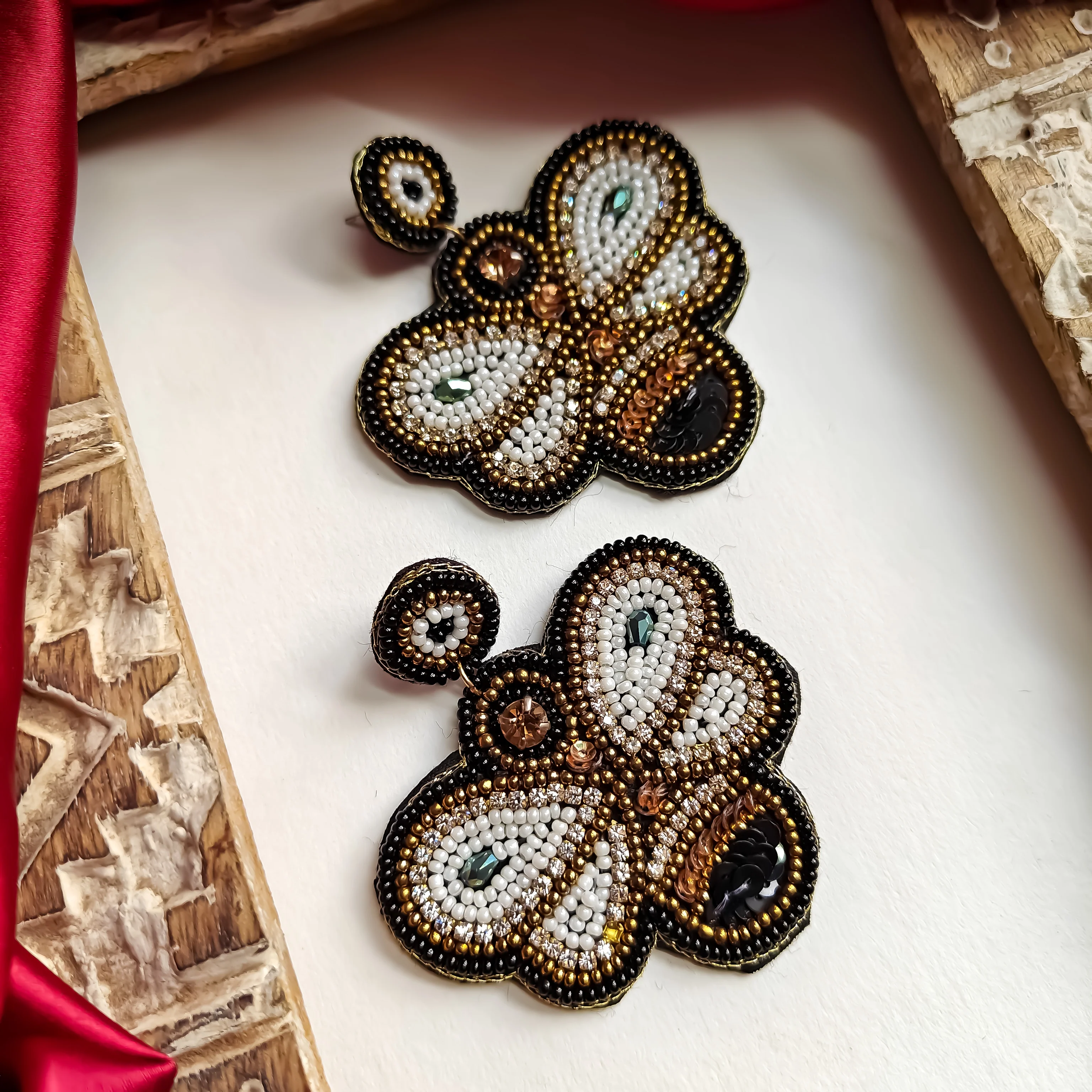 Blissful Bee Hand Embroidered Earrings - Image 5