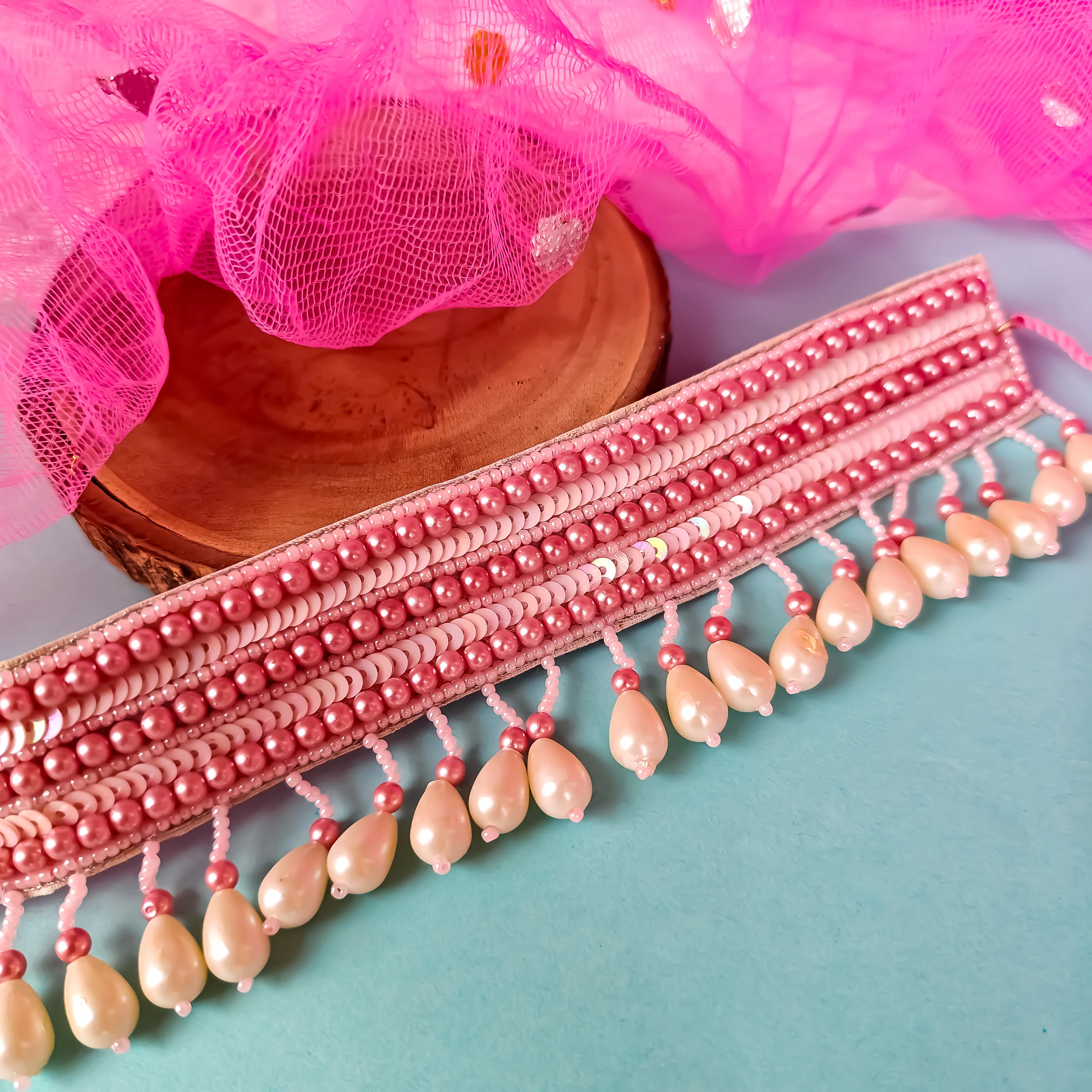 Gracia Hand Embroidered Necklace Set - Pink - Image 3