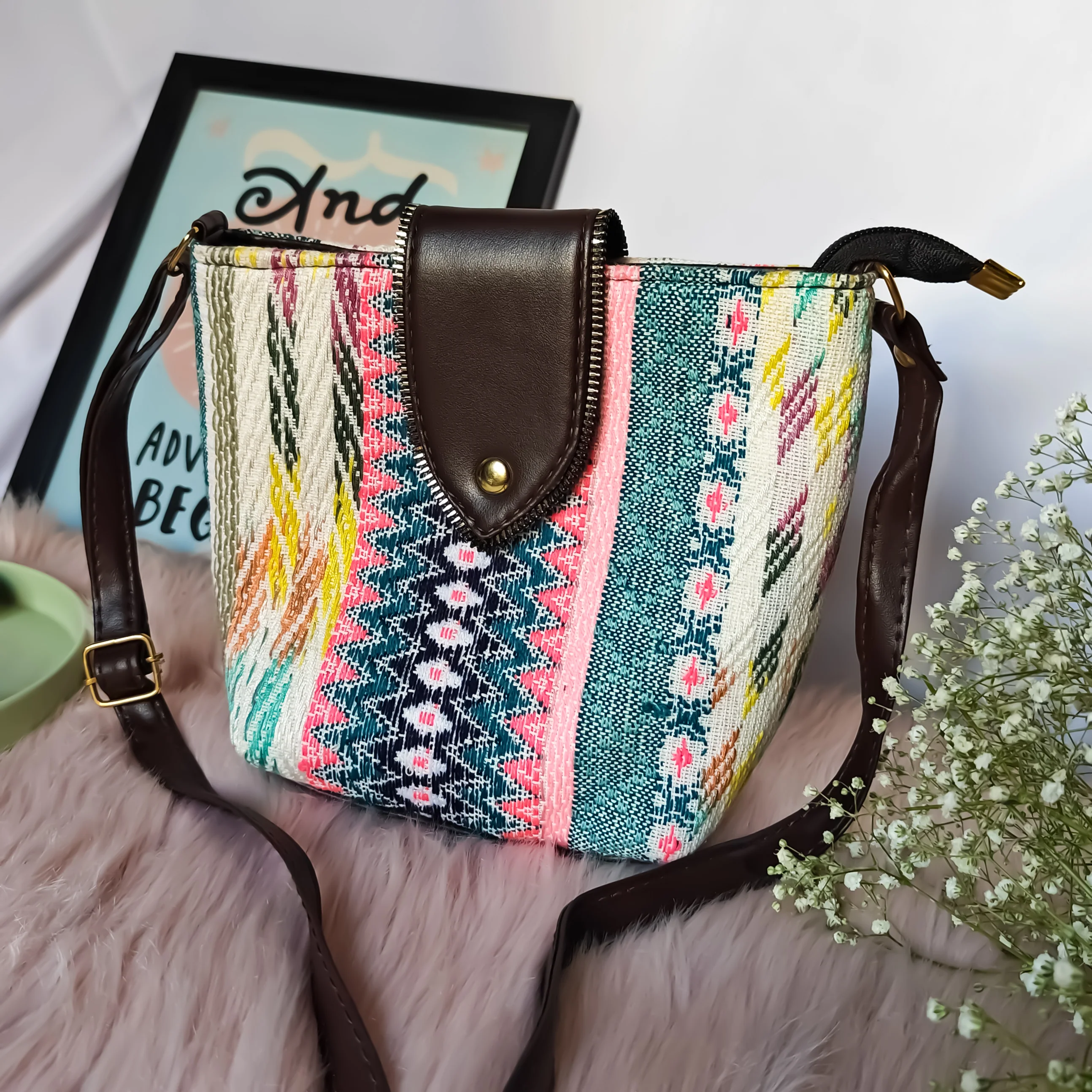 Fall Garden Not so Mini Sling Bag - Image 3