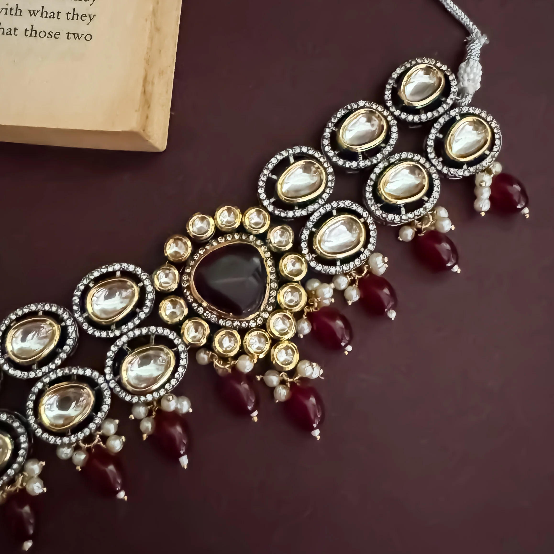 Devyani Kundan Necklce Set-Maroon - Image 3