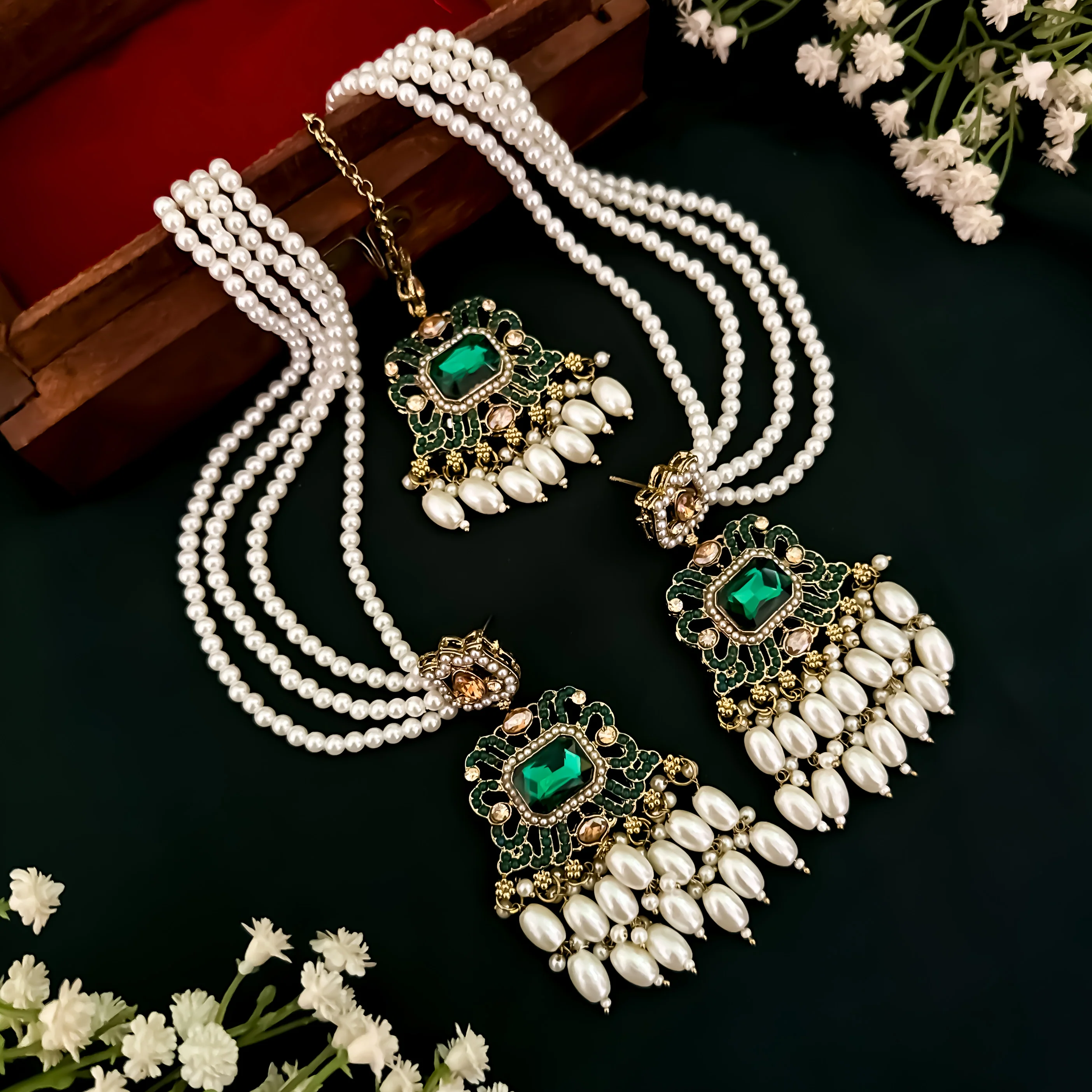 Jodha Jadau Reverse AD Necklace Set with Sahara Earrings & Teeka - Green (𝑮𝒆𝒕 𝑭𝒓𝒆𝒆 𝑰𝒏𝒗𝒊𝒔𝒊𝒃𝒍𝒆 𝑬𝒂𝒓𝒄𝒉𝒂𝒊𝒏) - Image 2