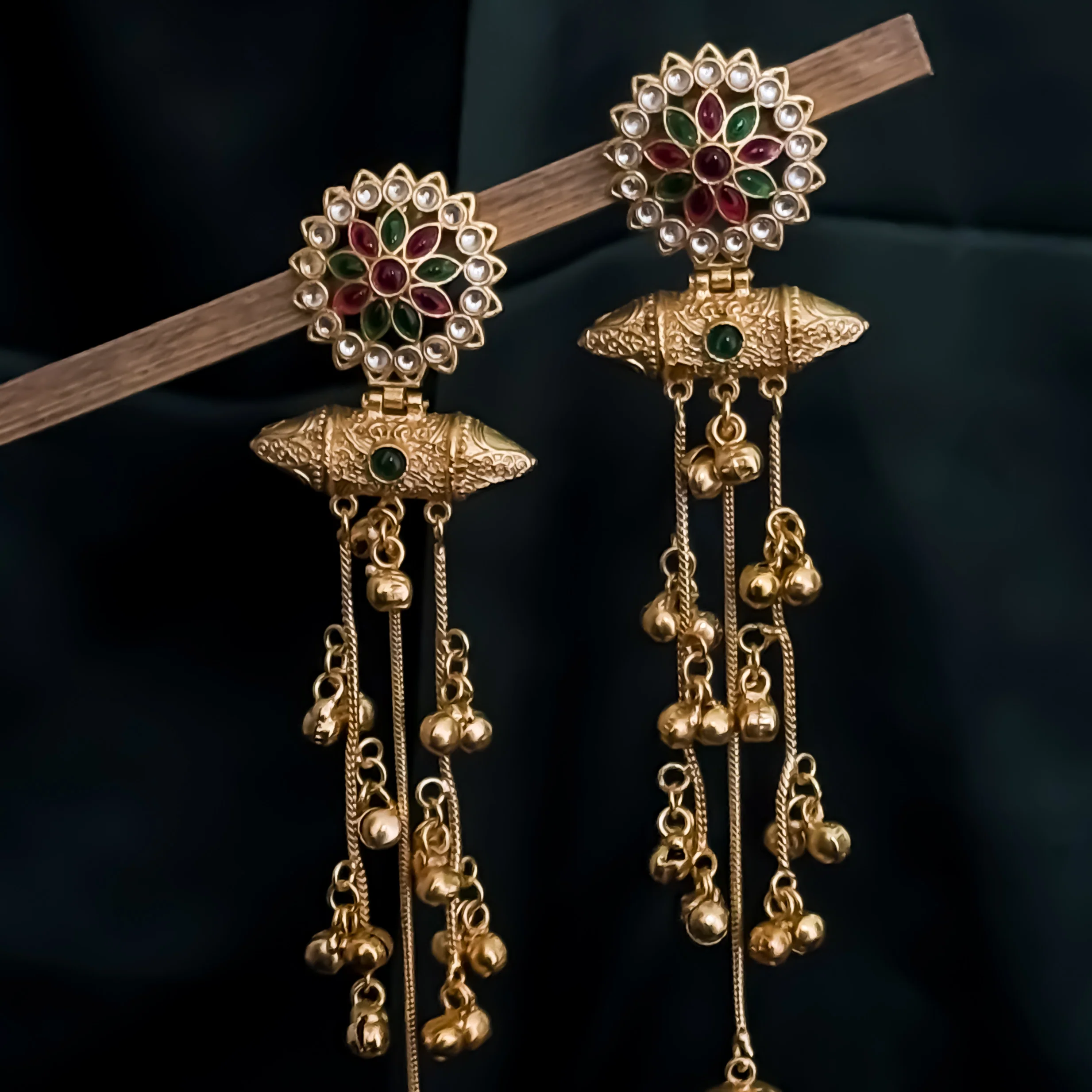 Keerthana Kashmiri Brass Dejhoor Ghungroo Jhumka Earrings - Multi - Image 5