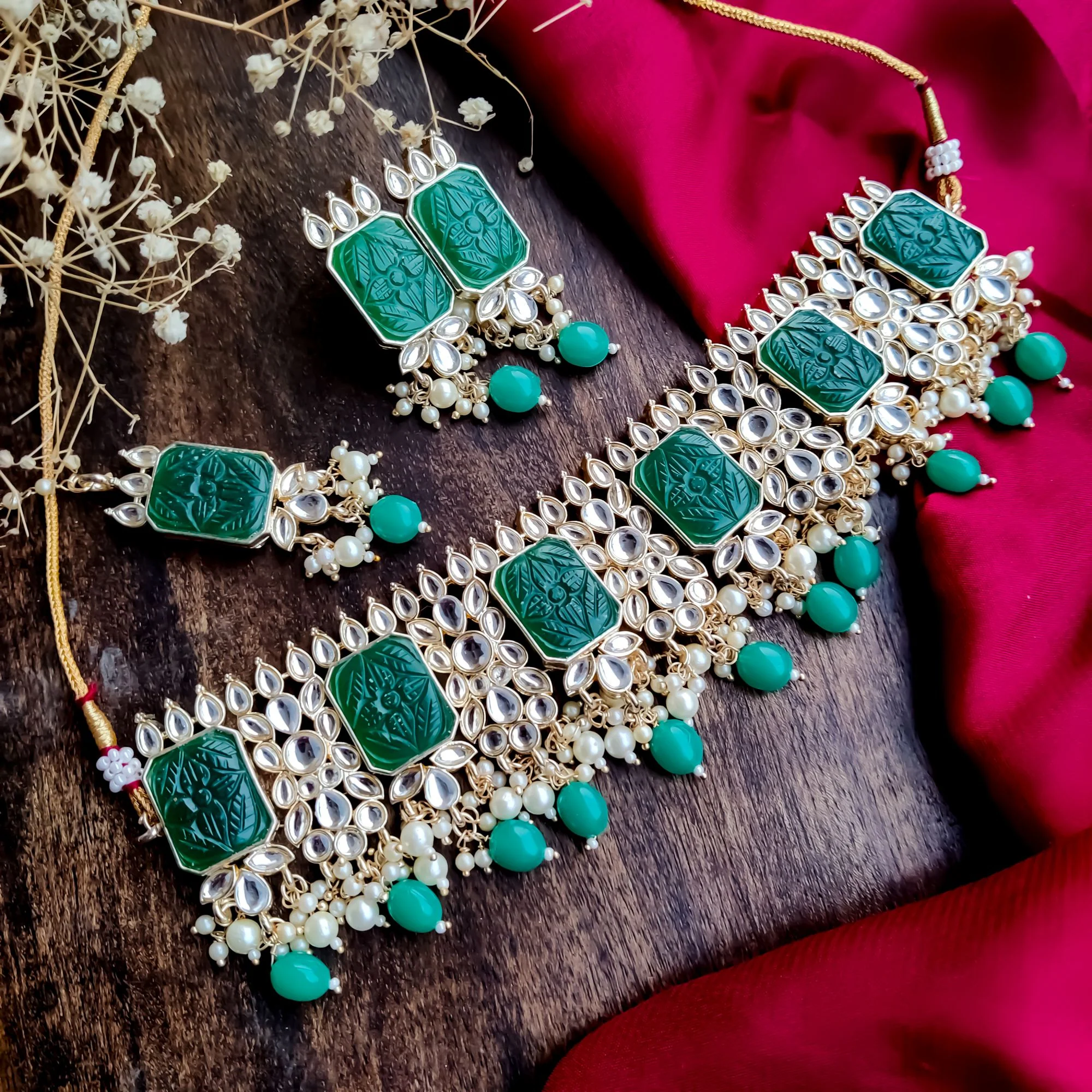 Kriti Carved Necklace Set - Green - Image 4