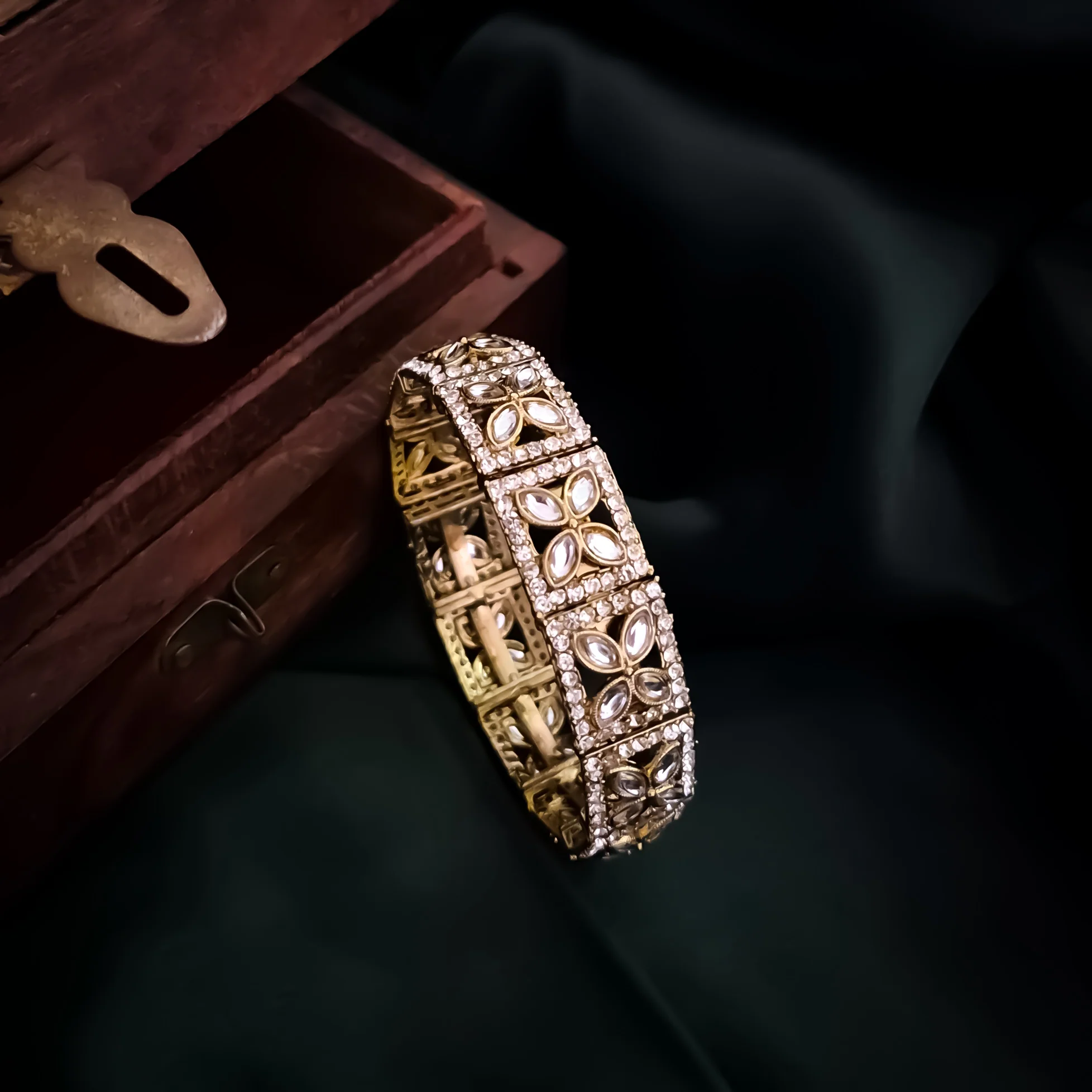 Prakriti Polki Lookalike Openable Bangles/Kada - Golden - Image 3