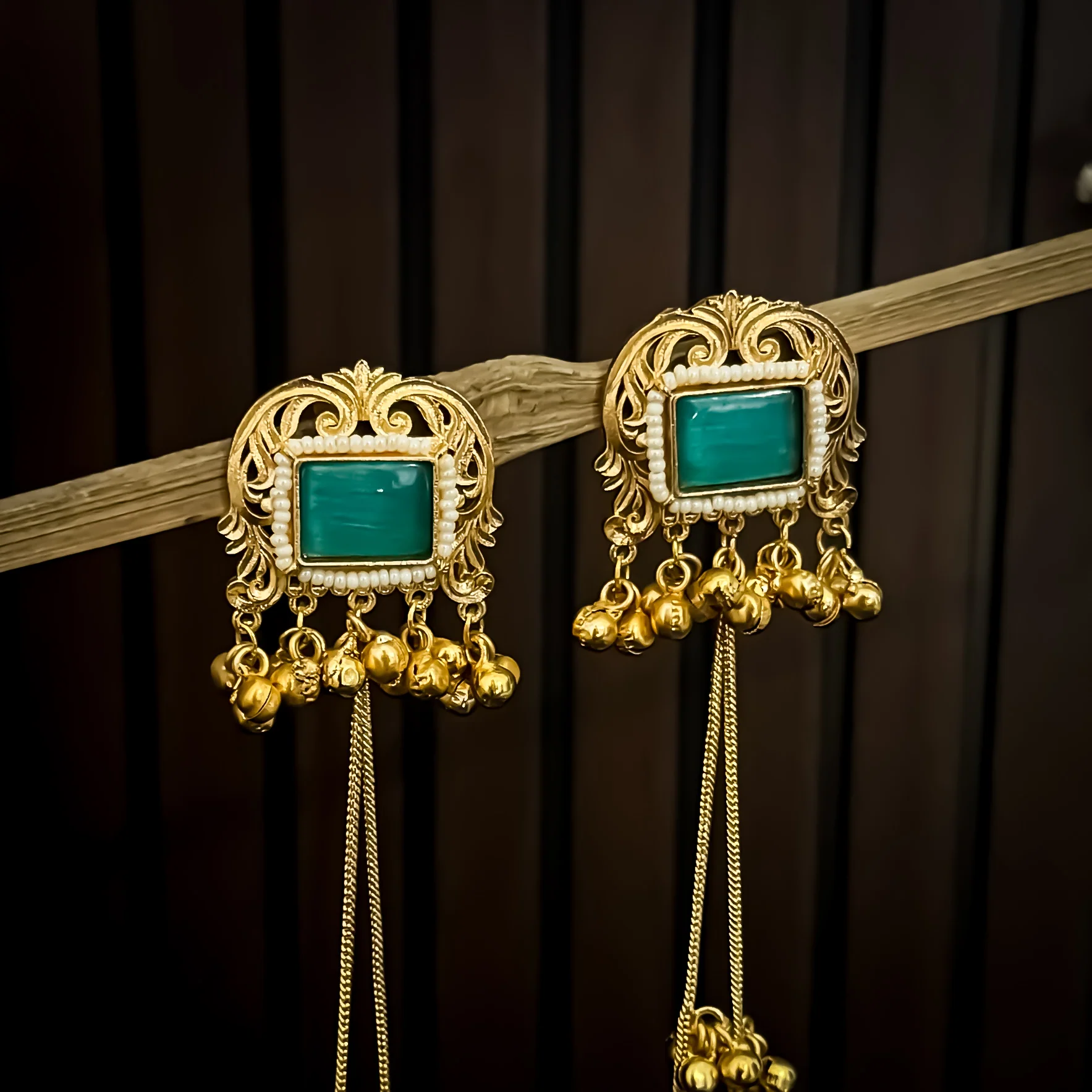 Romika Dehjoor Kashmiri Ghunghroo Earrings - Pastel Green - Image 2