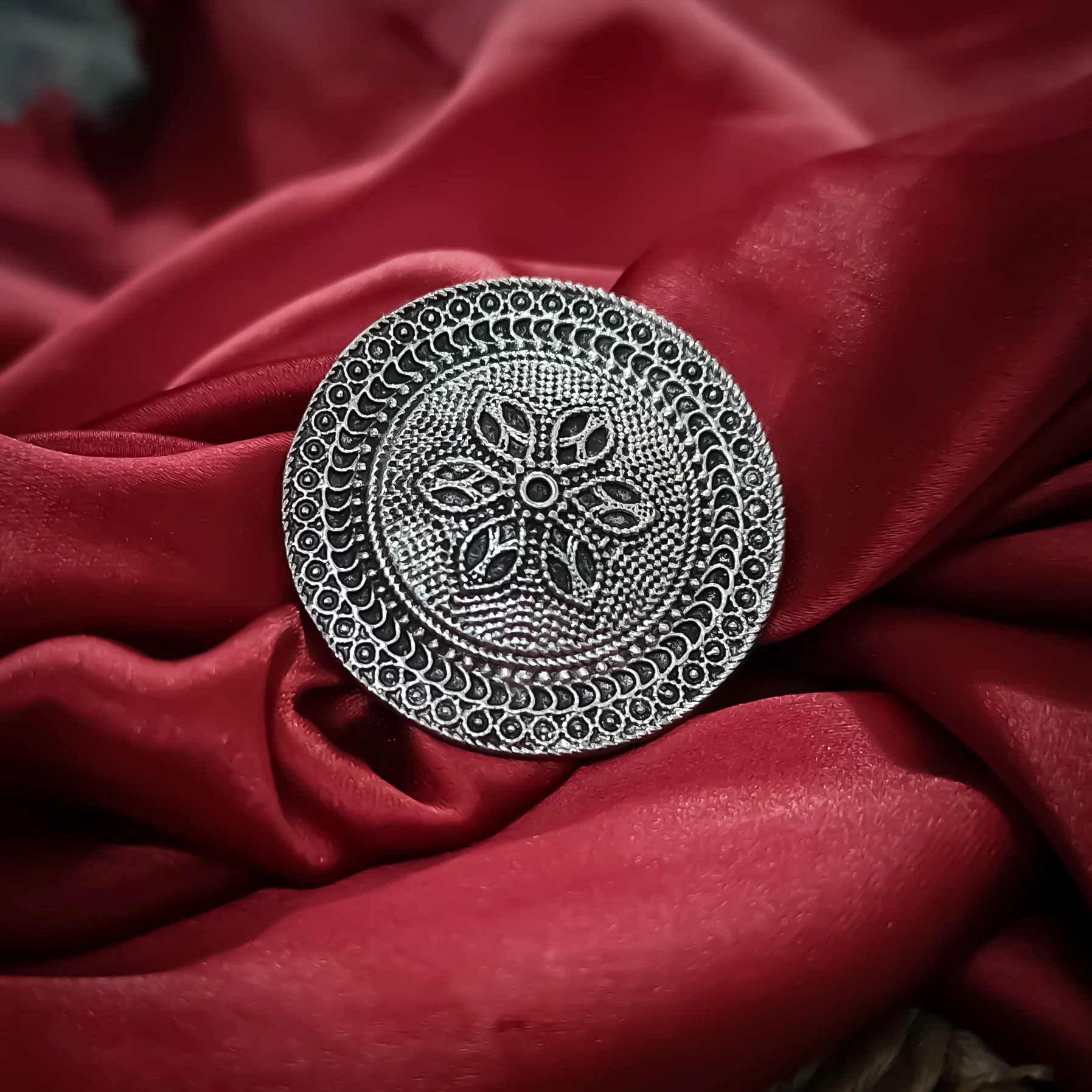 Slver Round Oxidised Adjustable Ring - Image 3