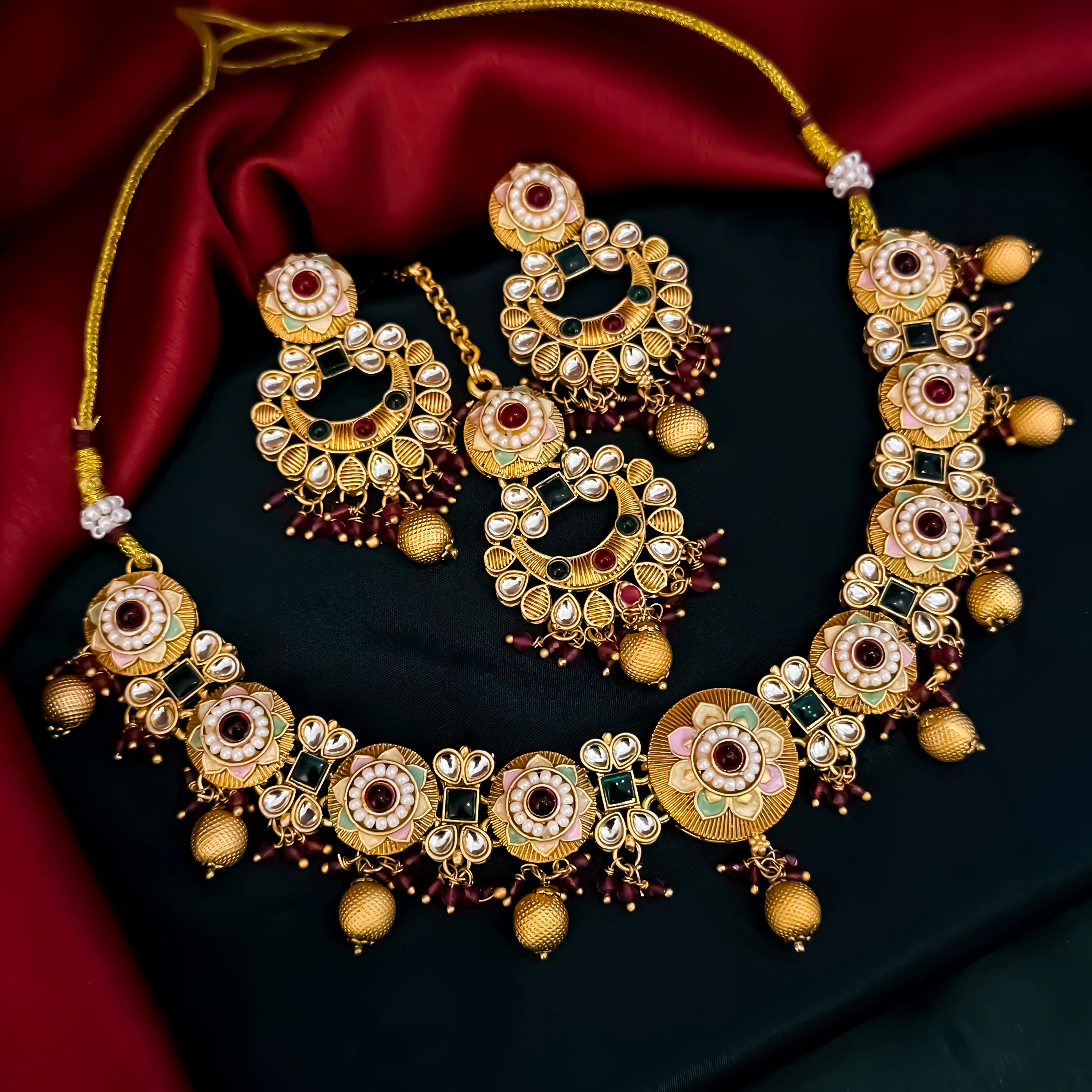 Sayantika Rajwadi Matte Polish Necklace Set - Pink & Green - Image 3
