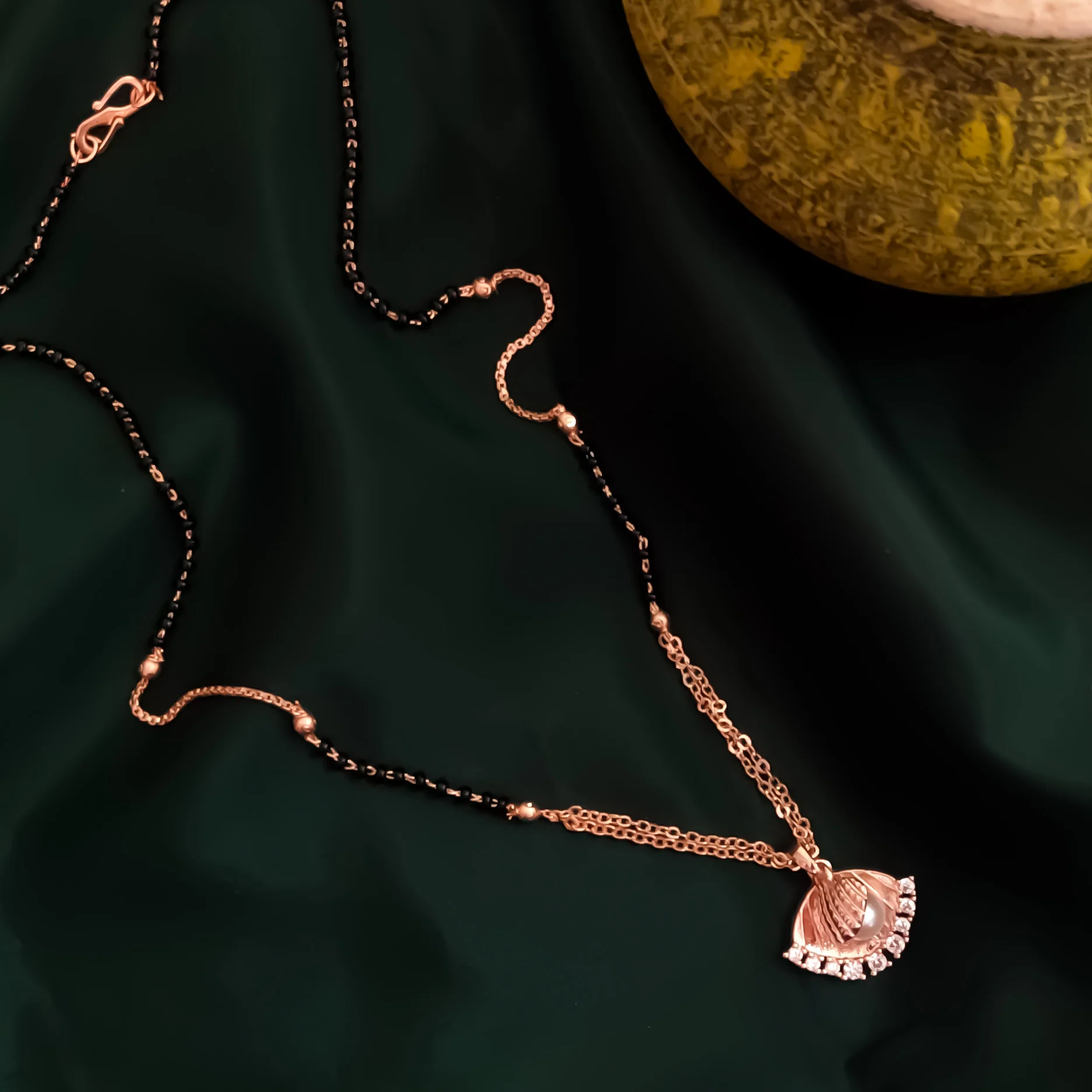 Sea Shell AD Mangalsutra - Image 4