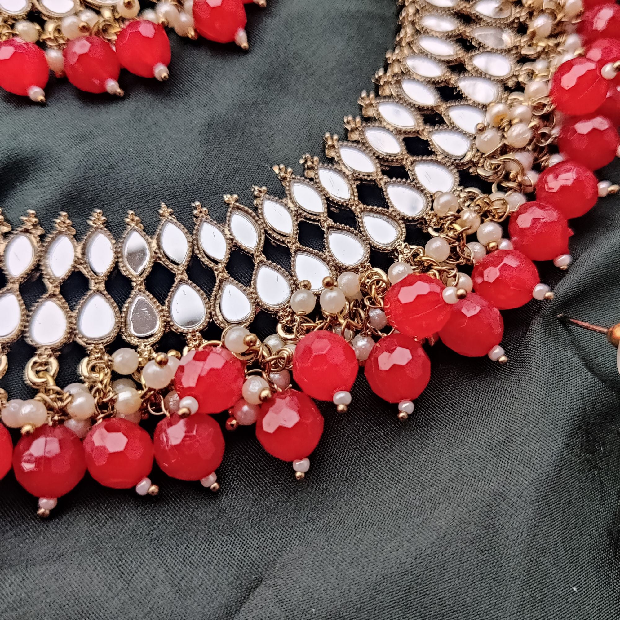 Shrishti Mirror Pearl Necklace Set - Red - Image 3