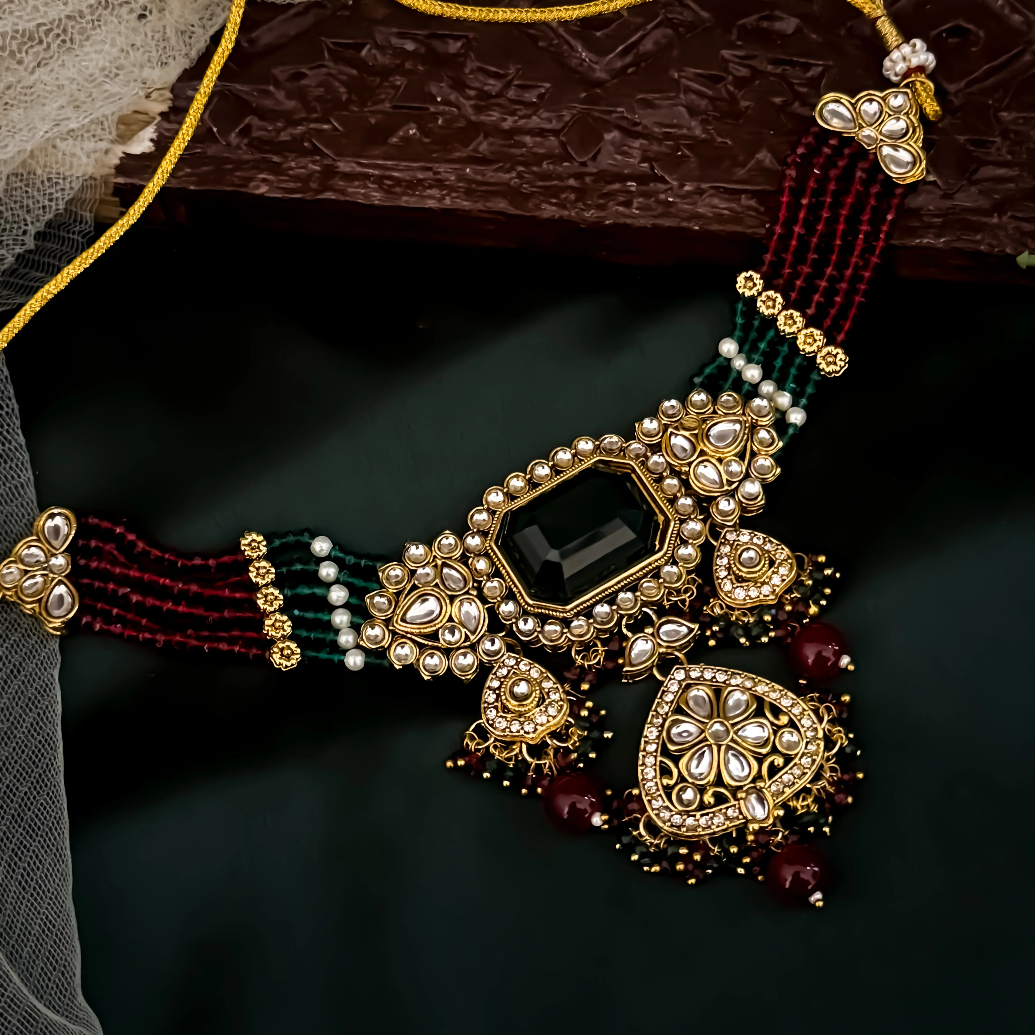 Shriya Kundan Choker Necklace Set - Maroon & Green - Image 3