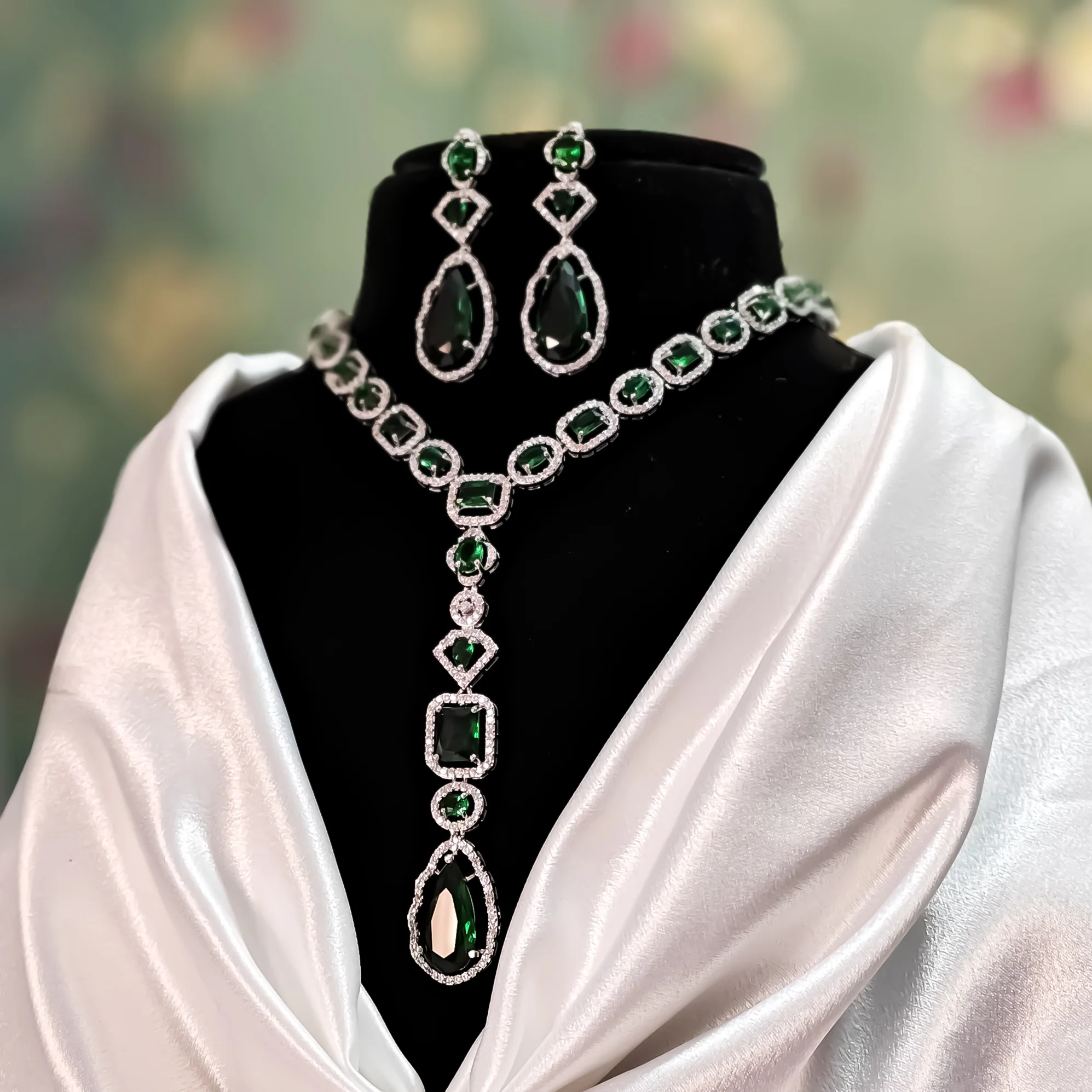 Sophie AD Necklace Set - Emerald Green - Image 7