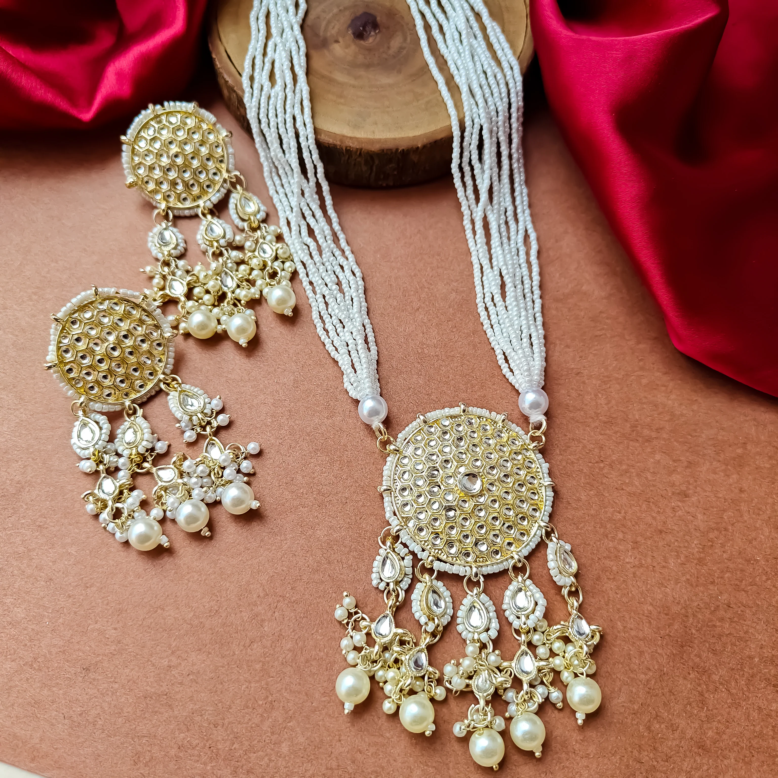 Soumya Golden Rani Haar Necklace Set with Earrings - Image 5