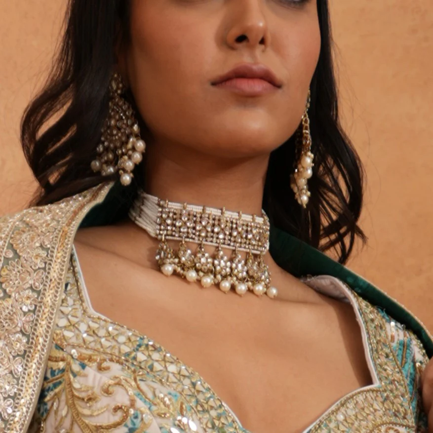 Sreeja Golden Necklace Set - Image 5